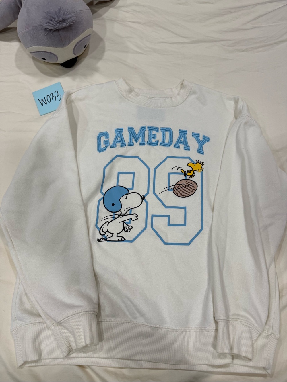 Peanuts x Forever 21 White Crewneck Sweatshirt with Blue Gameday Graphic